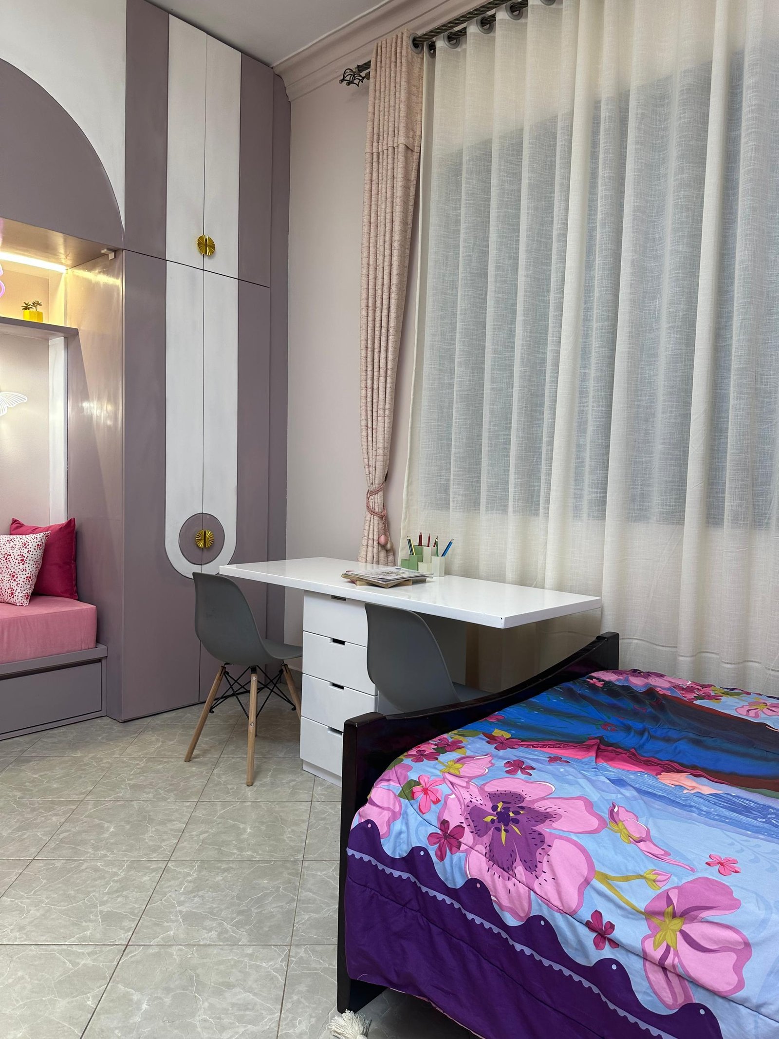 Metisha and Michelle`s Shared Sanctuary